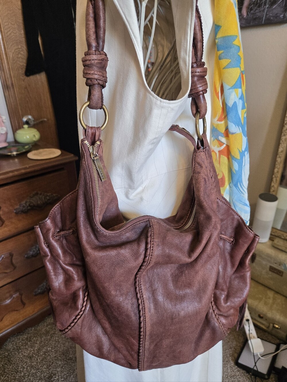 Hobo International Brown Leather Hobo Bag – Soft Slouch Shoulder Tote - Picture 3 of 16